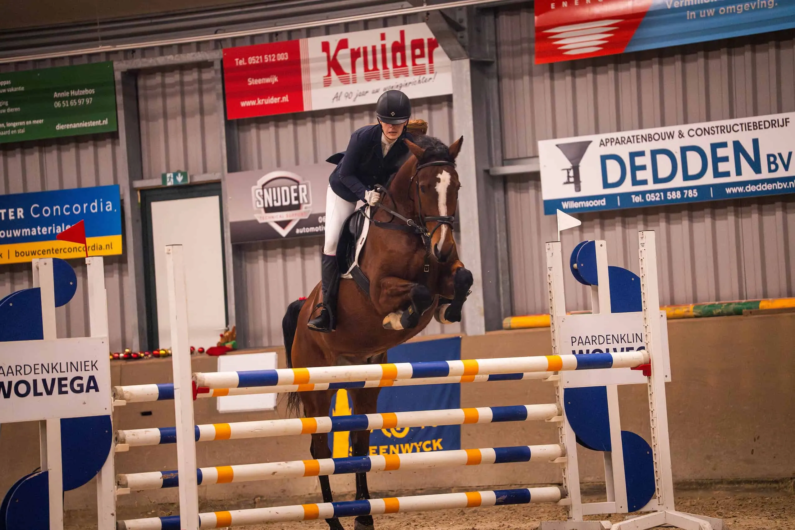 Myrthe Fransen met haar paard Kees. Foto – Simone Kuijpers Fotografie Myrthe Fransen met haar paard Kees. Foto - Simone Kuijpers Fotografie