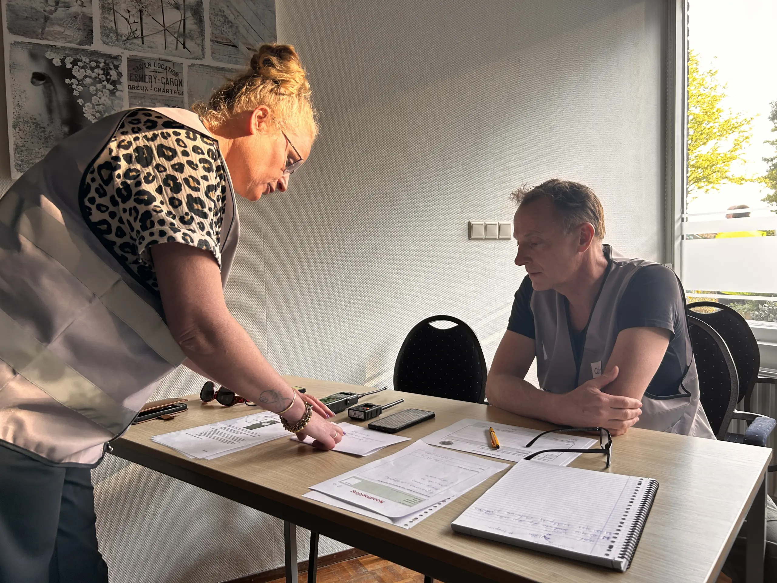 Inwoners van Wapserveen oefenen met een noodsituatie