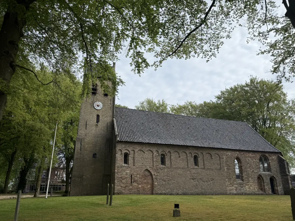 De Bonifatiuskerk in Oldeberkoop