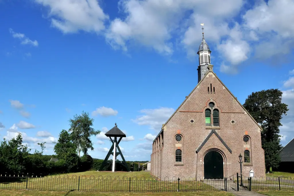 Creatief Elsloo brengt lokale kunst samen in historische dorpskerk