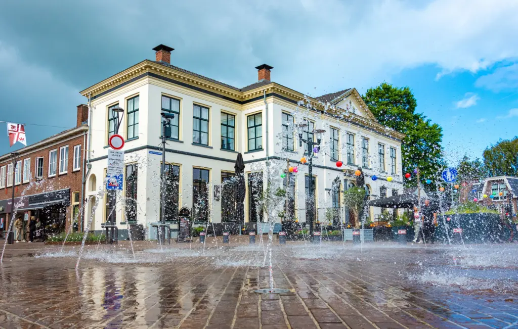 Eindelijk! De fonteintjes op Centrumplein in Wolvega doen het