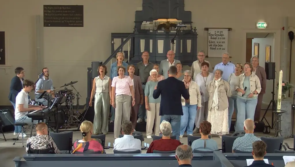 Living Lord Singers