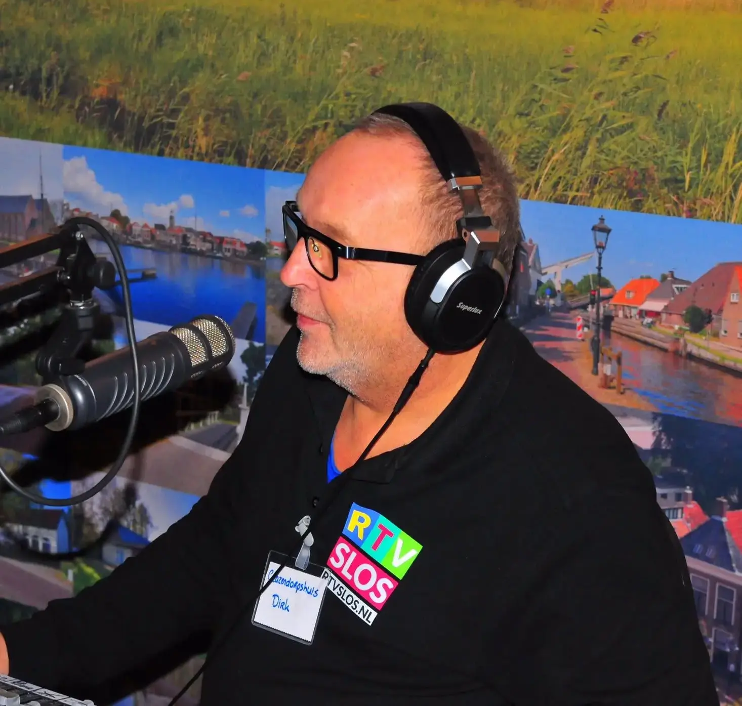 Dirk Brans bij RTV SLOS (Foto: Eigen foto).